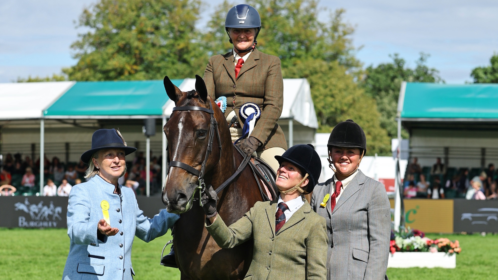 Fado Des Brosses and rider Jeanette Stayt with judges Lucy Killingbeck, Jill Wormall and Michaela Bowling
