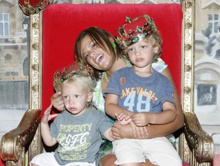 Bobby (on right) with little brother Freddie with their mum Jade Goody.