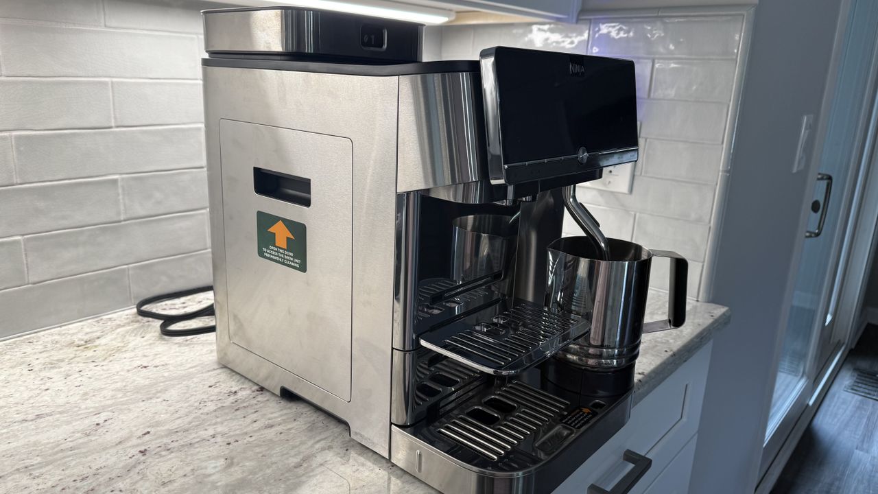 Ninja AutoBarista Pro side panel
