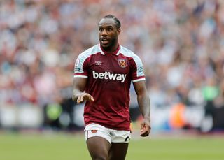 Michail Antonio gestures while playing for West Ham against Crystal Palace, 2021