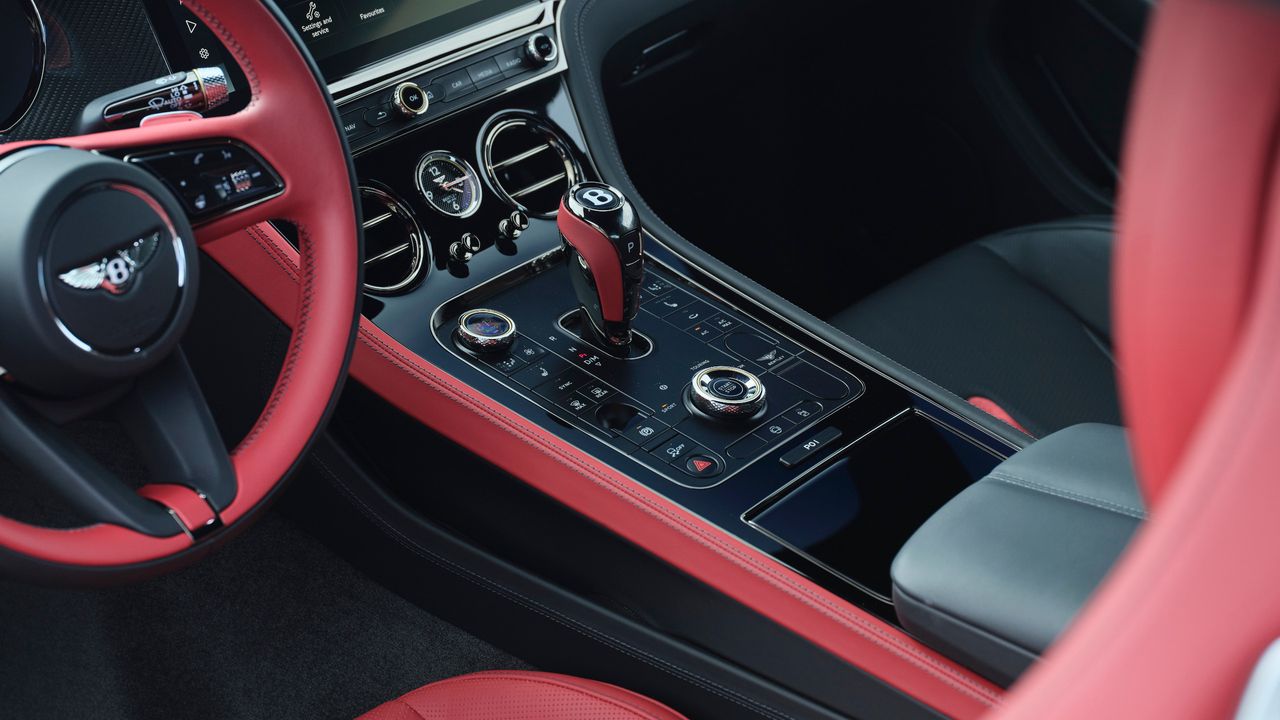 Bentley Supersports interior details