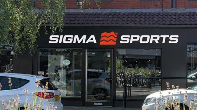 The Sigma Sports Warehouse Sale is filled with unbelievable price drops – Here are 22 of the biggest deals