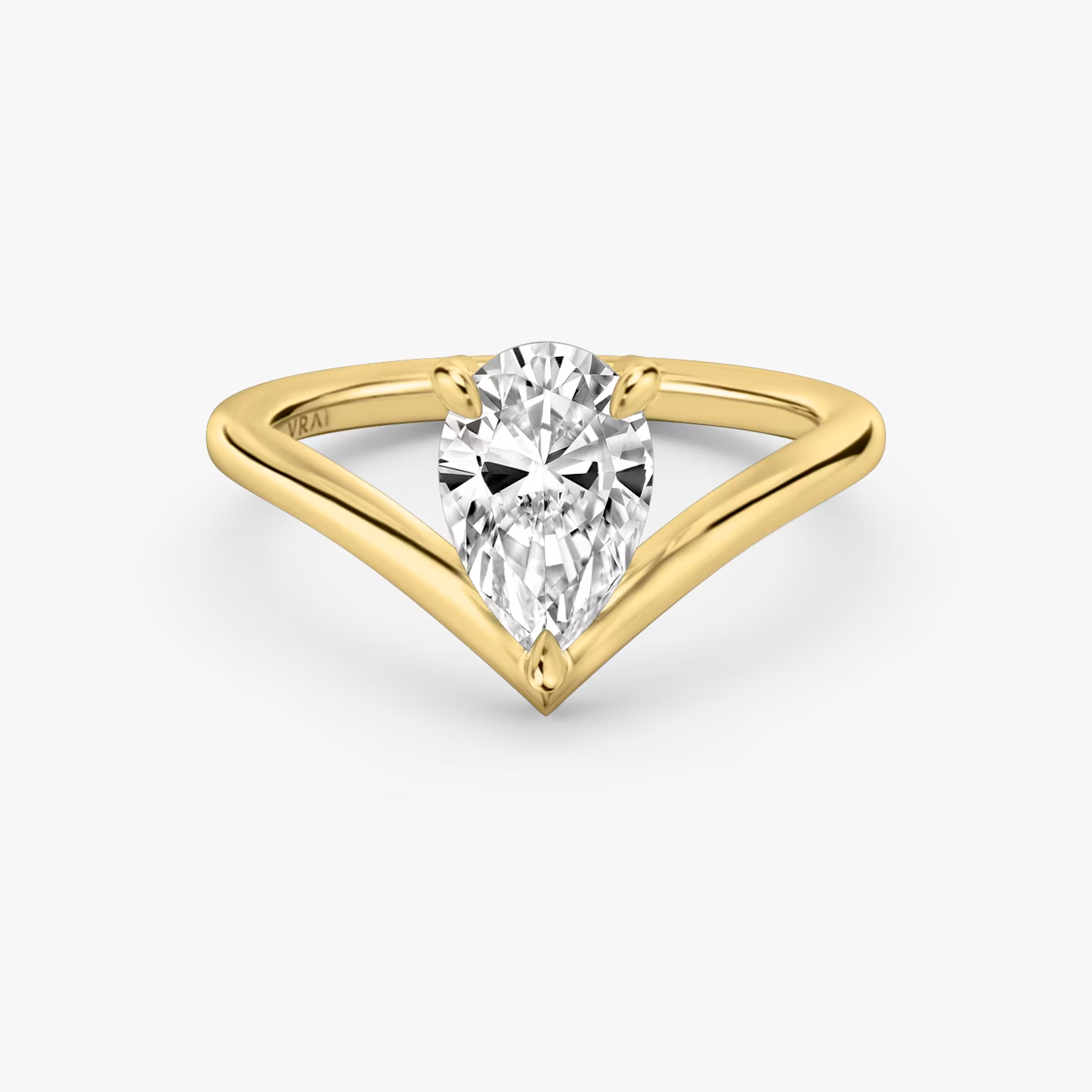 a vrai lab-grown diamond engagement ring