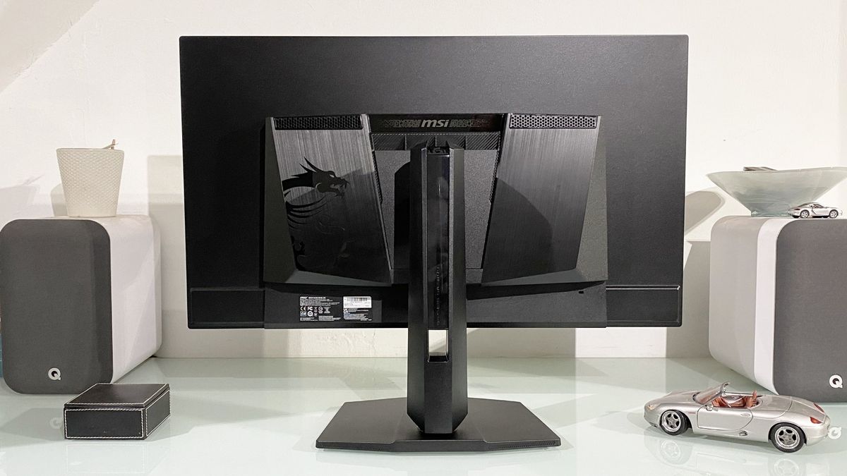 MSI MPG 322URX