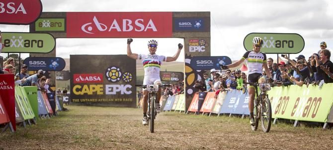 Nino Schurter and Philip Buys of Scott-Odlo MTB Racing win stage 4