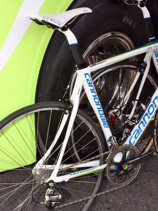 Cannondale says the Synapse's stay shaping helps give it a softer ride than the SuperSix Hi-Mod.