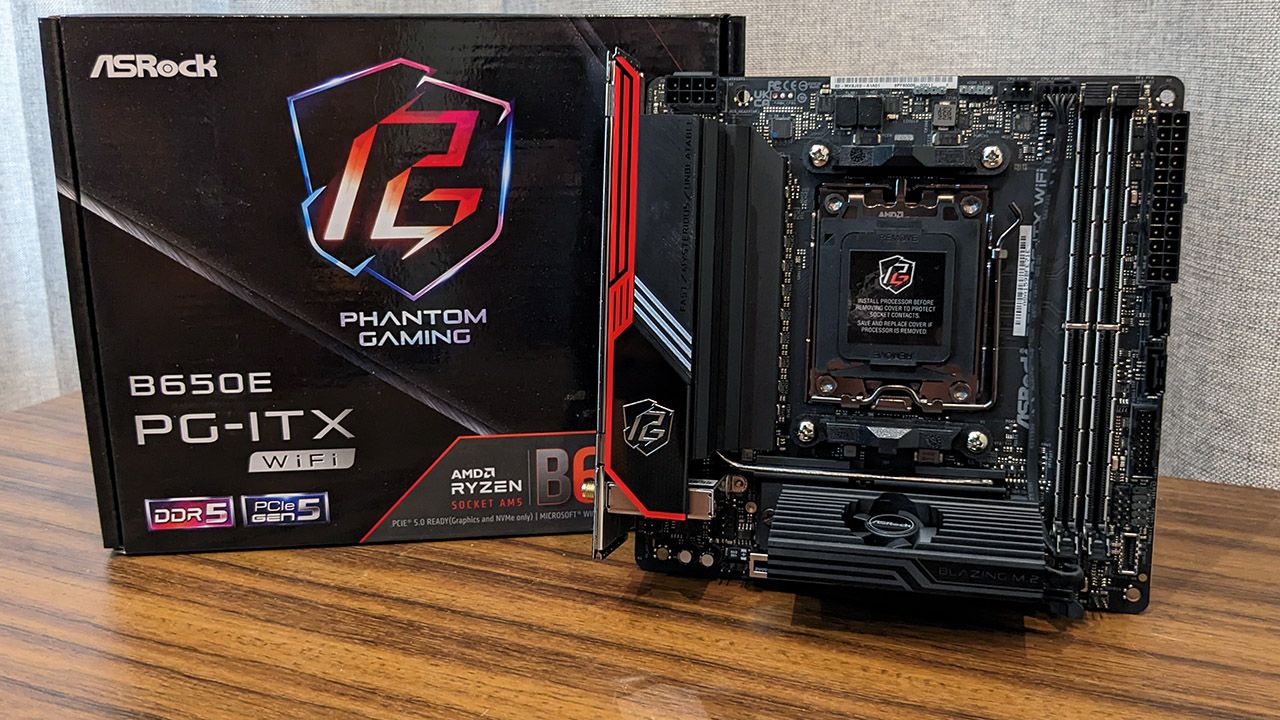 美品 ASRock B650E PG-ITX WiFi 最新BIOS更新済み ASRock | B650E PG-ITX WiFi