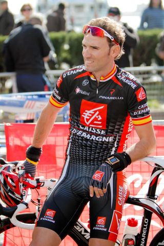 Alejandro Valverde (Caisse d'Epargne) waits for racing to get underway