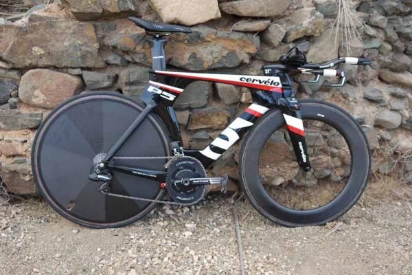 The Cervelo P5 - the non-UCI legal version