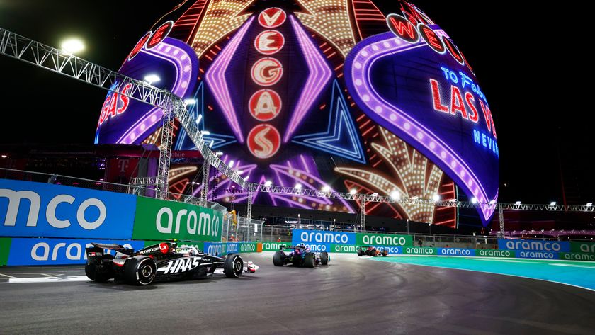  Cars race by the MSG Sphere with &#039;Welcome to Las Vegas&#039; sign graphics during the Formula 1 Heineken Silver Las Vegas Grand Prix on the Las Vegas Strip Circuit on November 23, 2024 in Las Vegas, Nevada. 