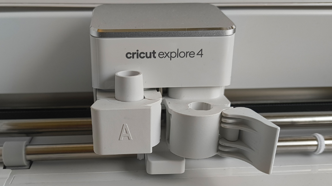 Cricut blades A and B connectors