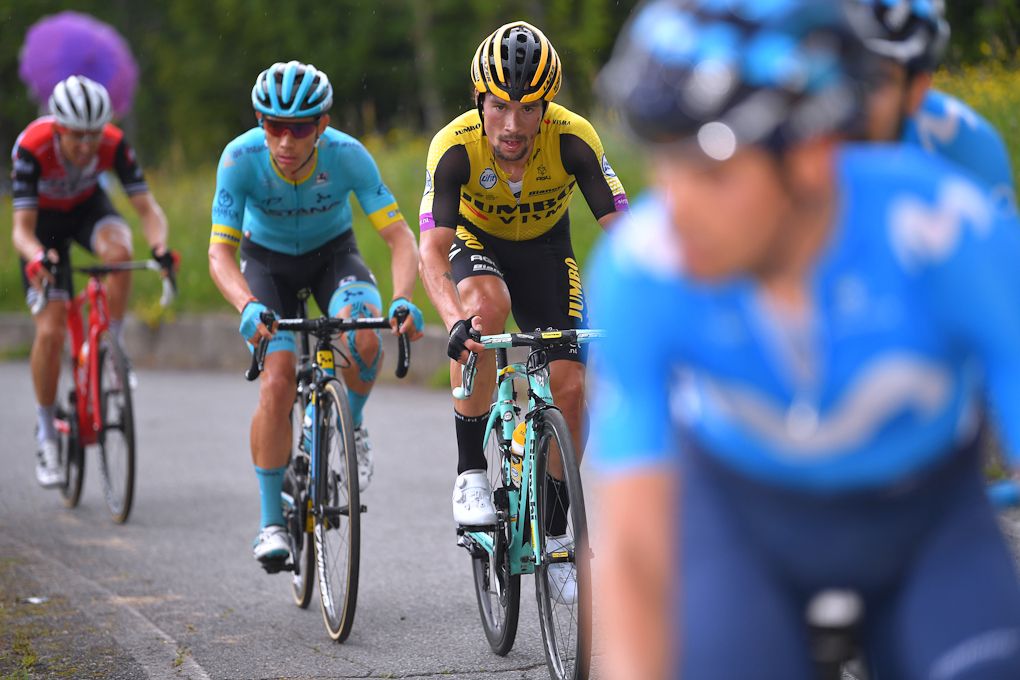 Primoz Roglic chases the pink jersey group during stage 16