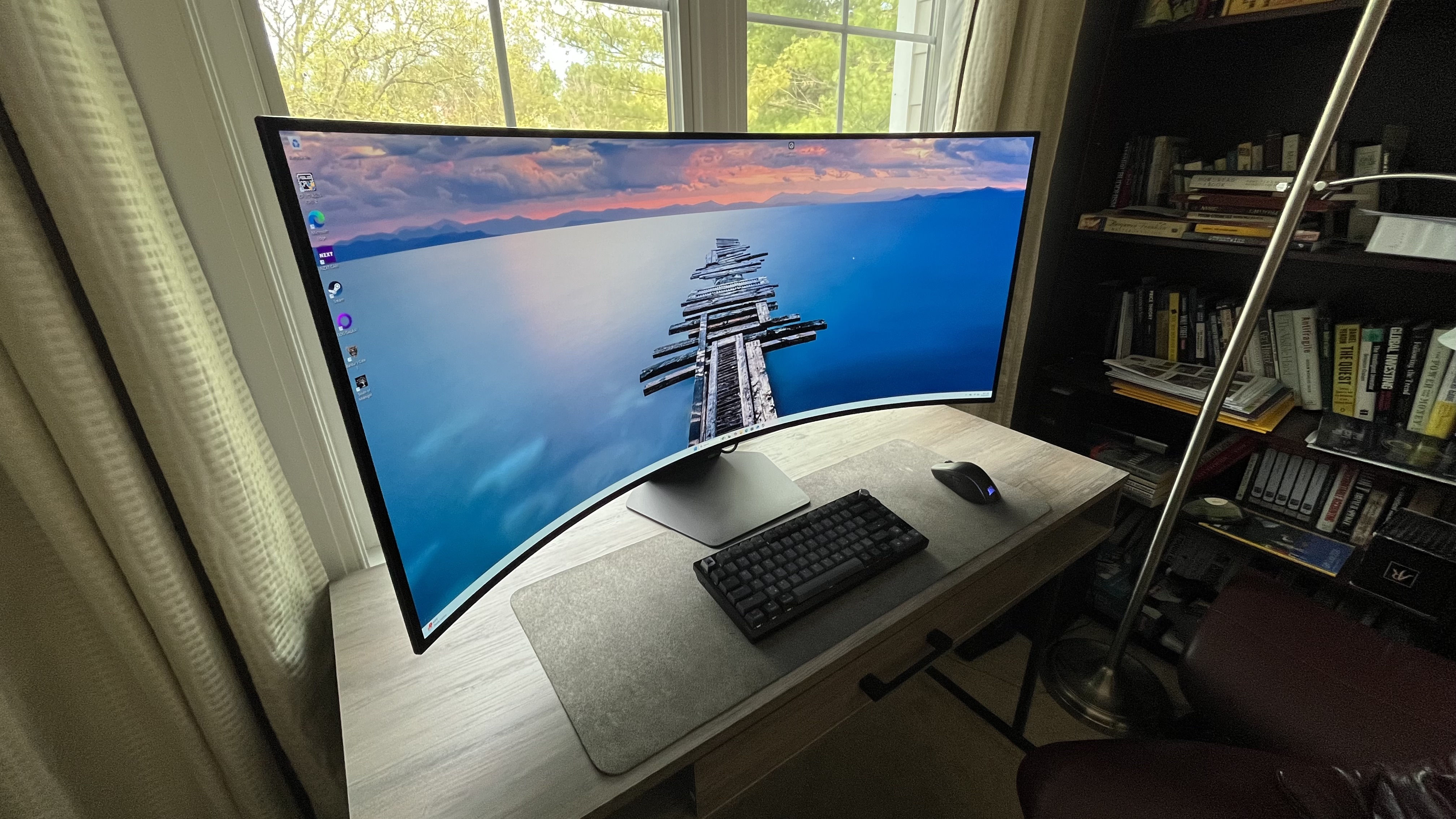 An LG Ultragear GX9 on a desk