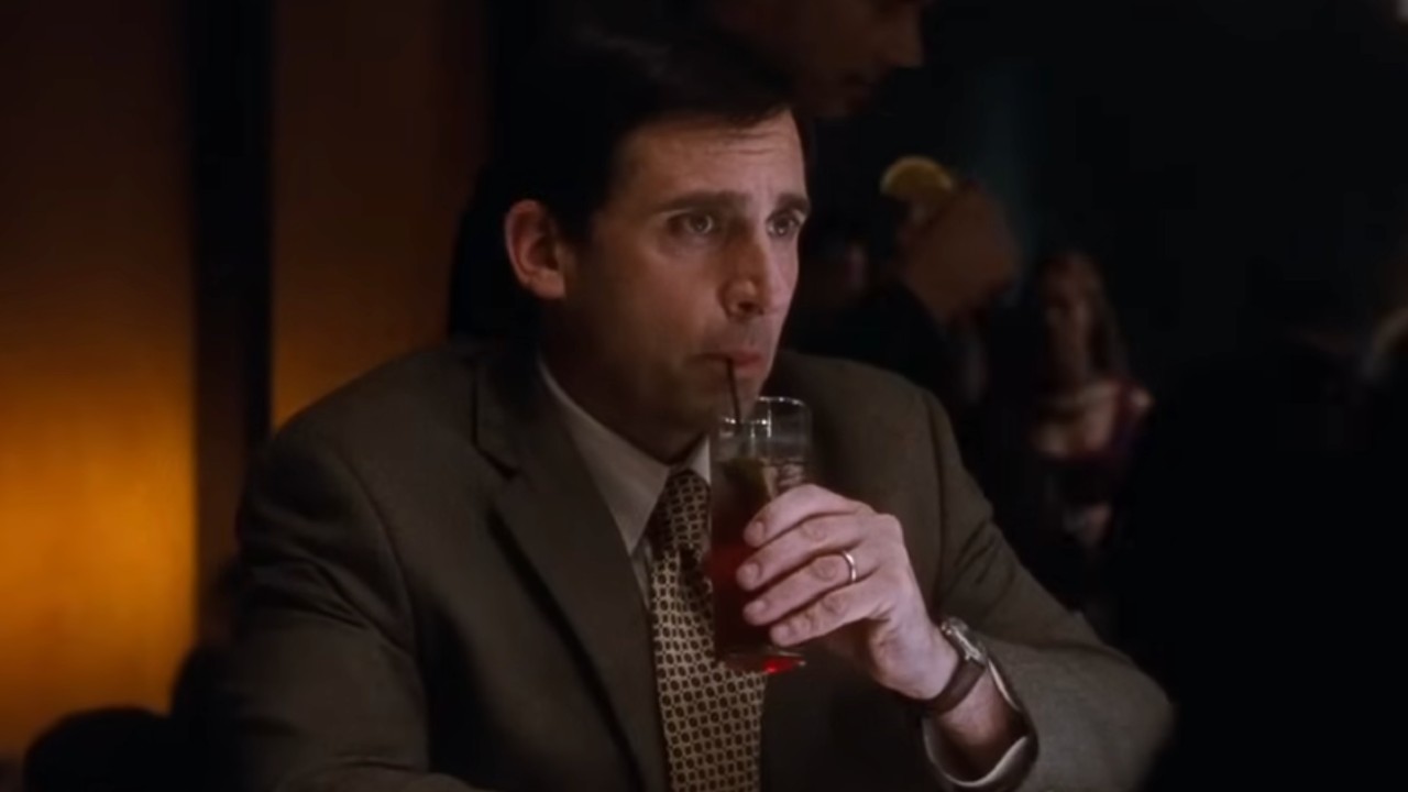 バーで飲むカル