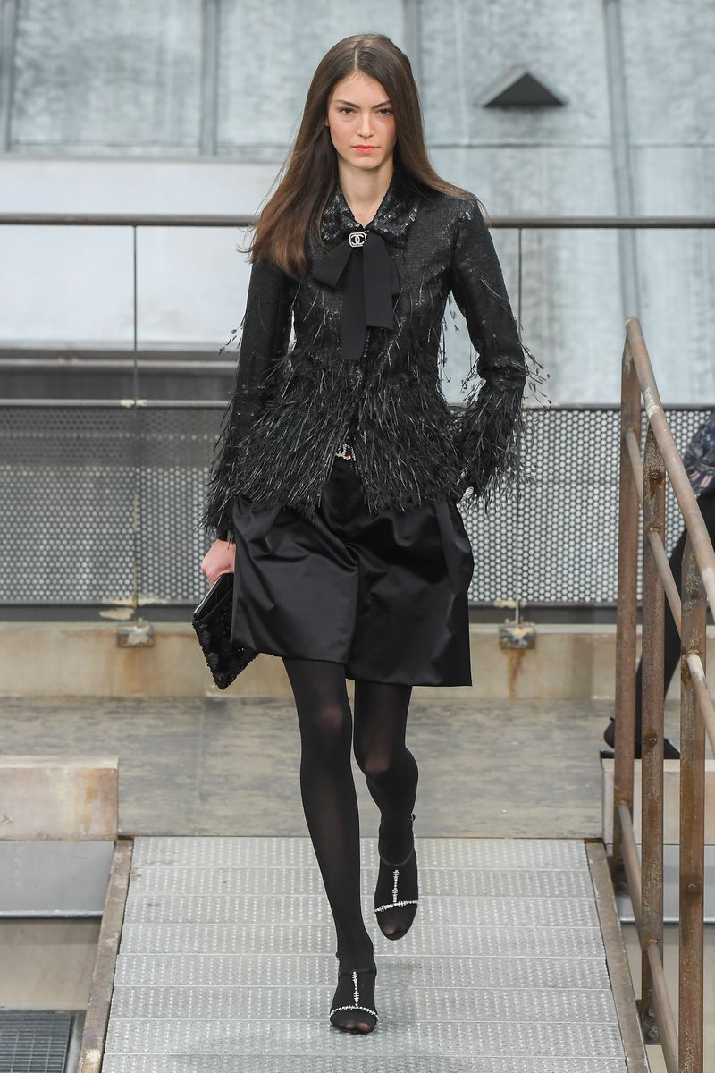 Clothing, Fashion model, Fashion, Black, Tights, Leather, Fashion show, Street fashion, Outerwear, Footwear,