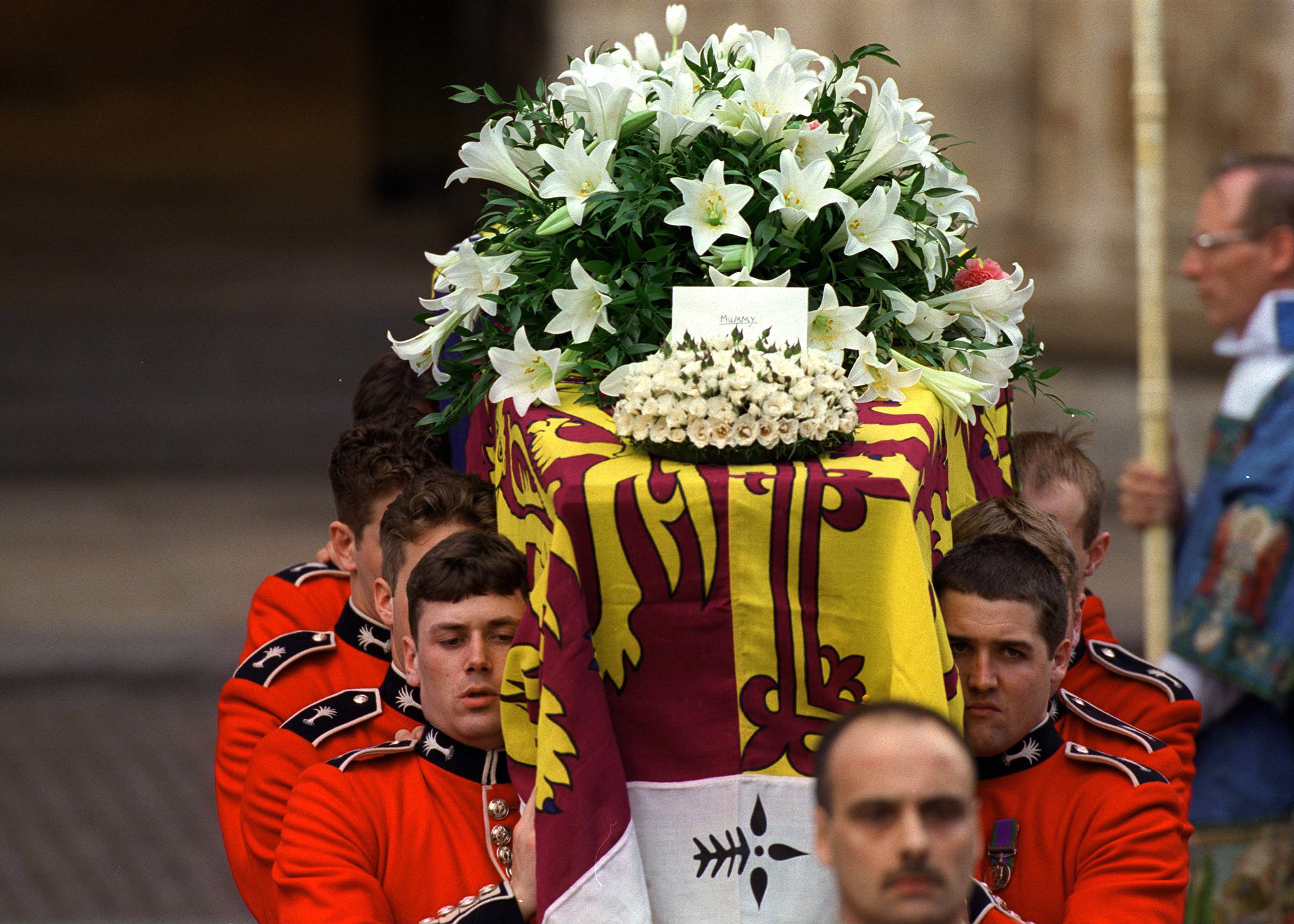 Princess Diana&#039;s casket being carried by soldiers