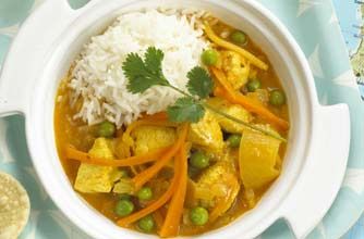 Annabel Karmel&#039;s fruity chicken curry