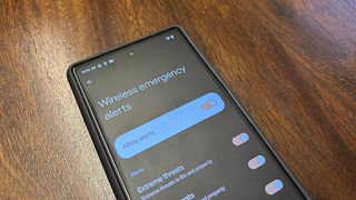 Android phones emergency alerts