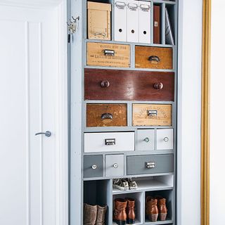 storage with shoe rack and drawers