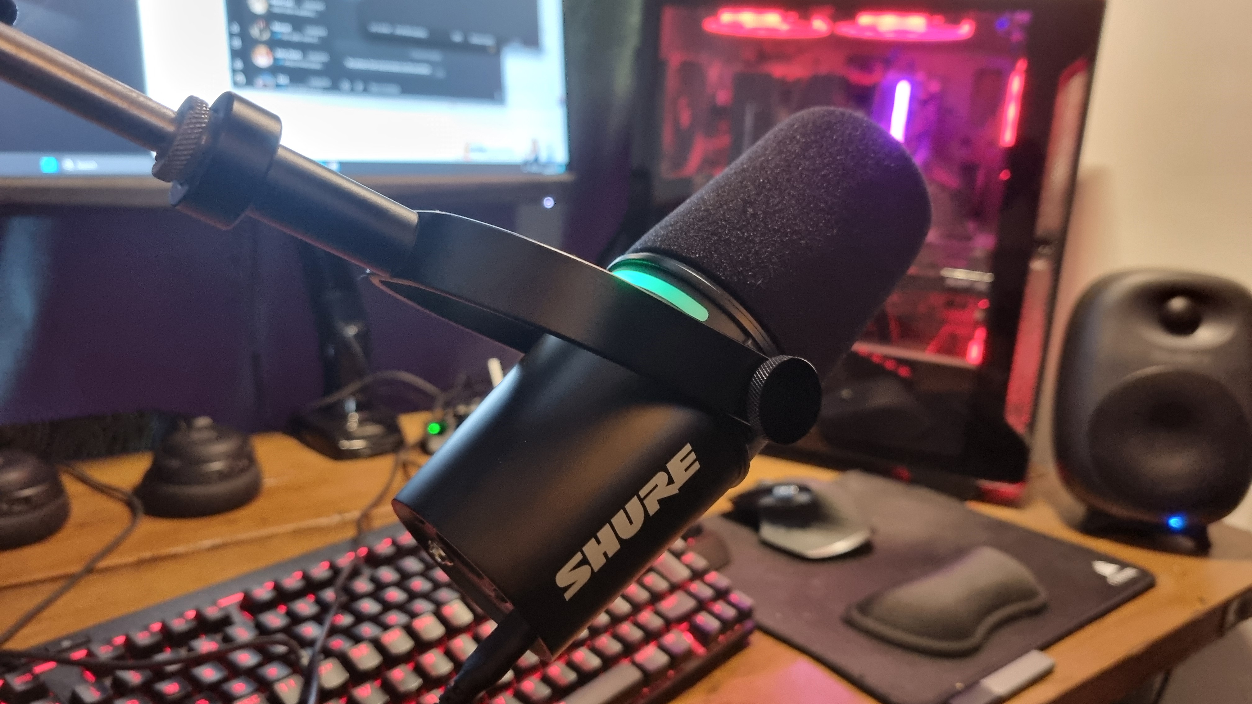 Revisión del micrófono para podcast Shure MV7+