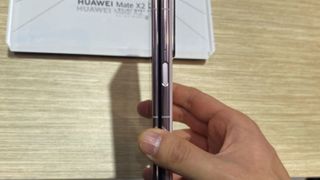 Huawei Mate X2