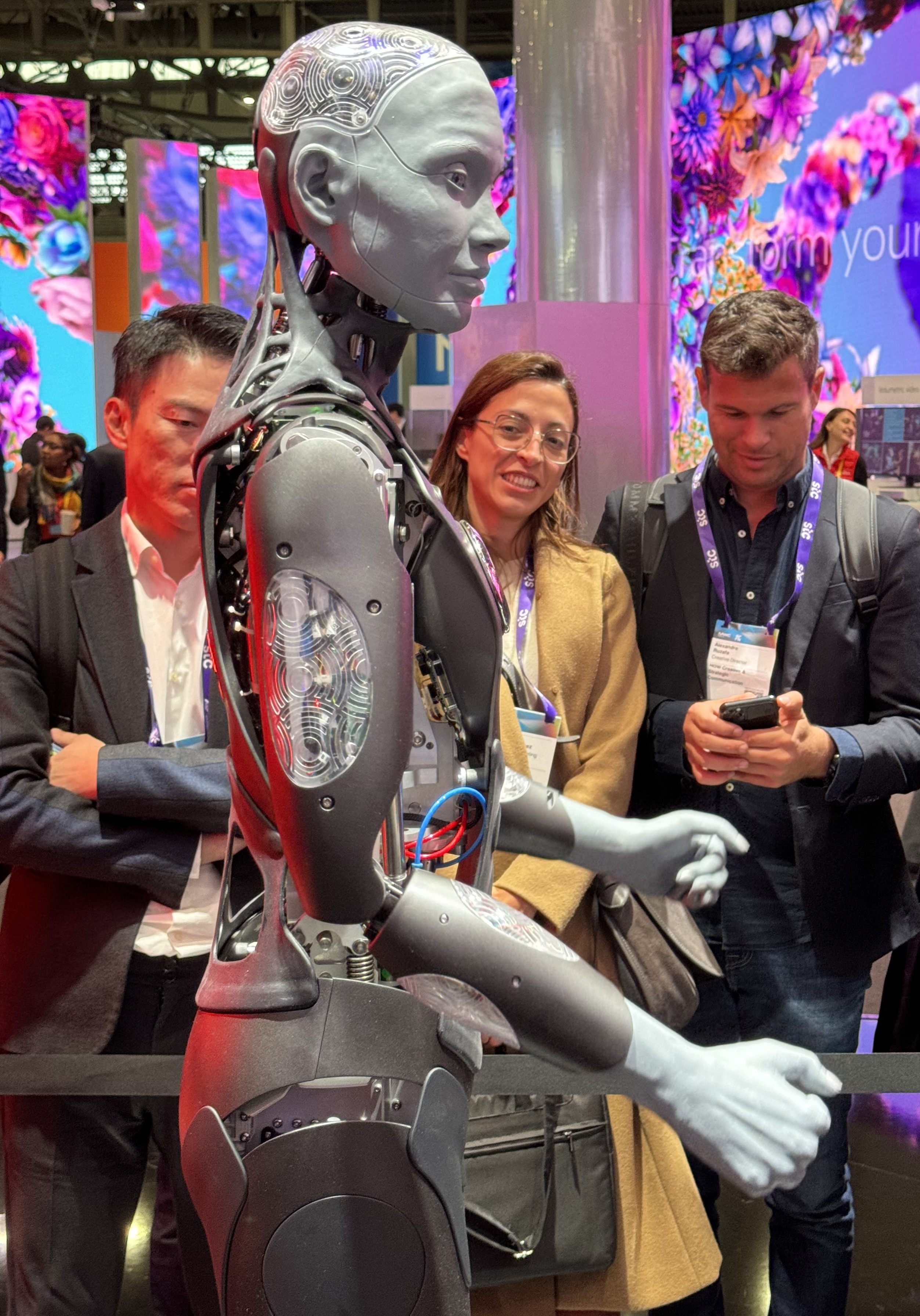 a photo from the side of the Ameca robot at MWC 2024