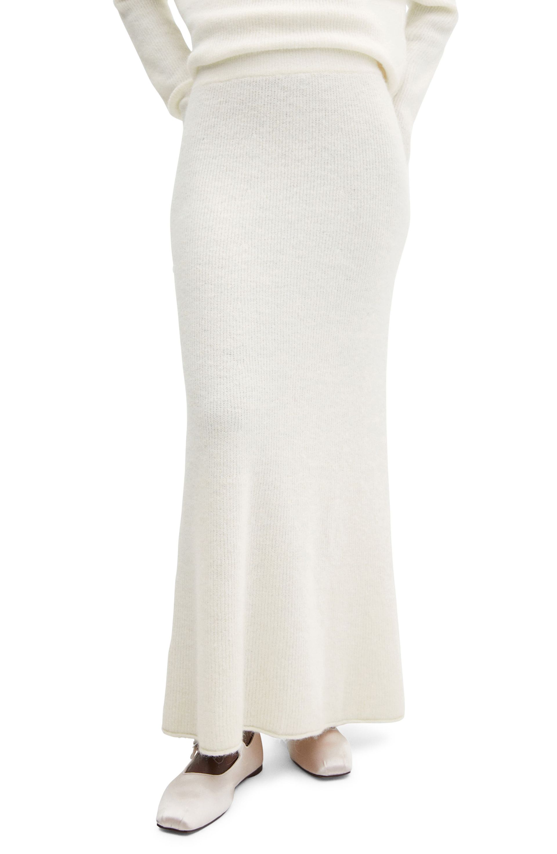 white knit skirt