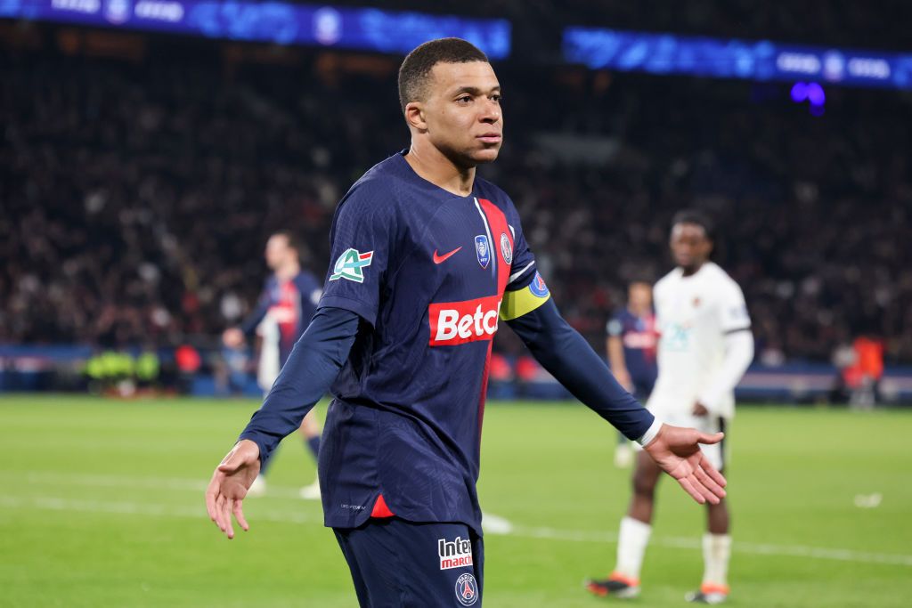 Kylian Mbappe #7 of Paris Saint-Germain reacts to a play during the French Cup (Coupe de France) quarterfinal match between Paris Saint-Germain and OGC Nice at Parc des Princes on March 13, 2024 in Paris, France. (Photo by Catherine Steenkeste/Getty Images) Real Madrid