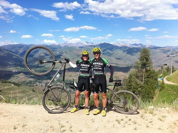 Team Kenda/Seven/NoTubes on top of Idaho