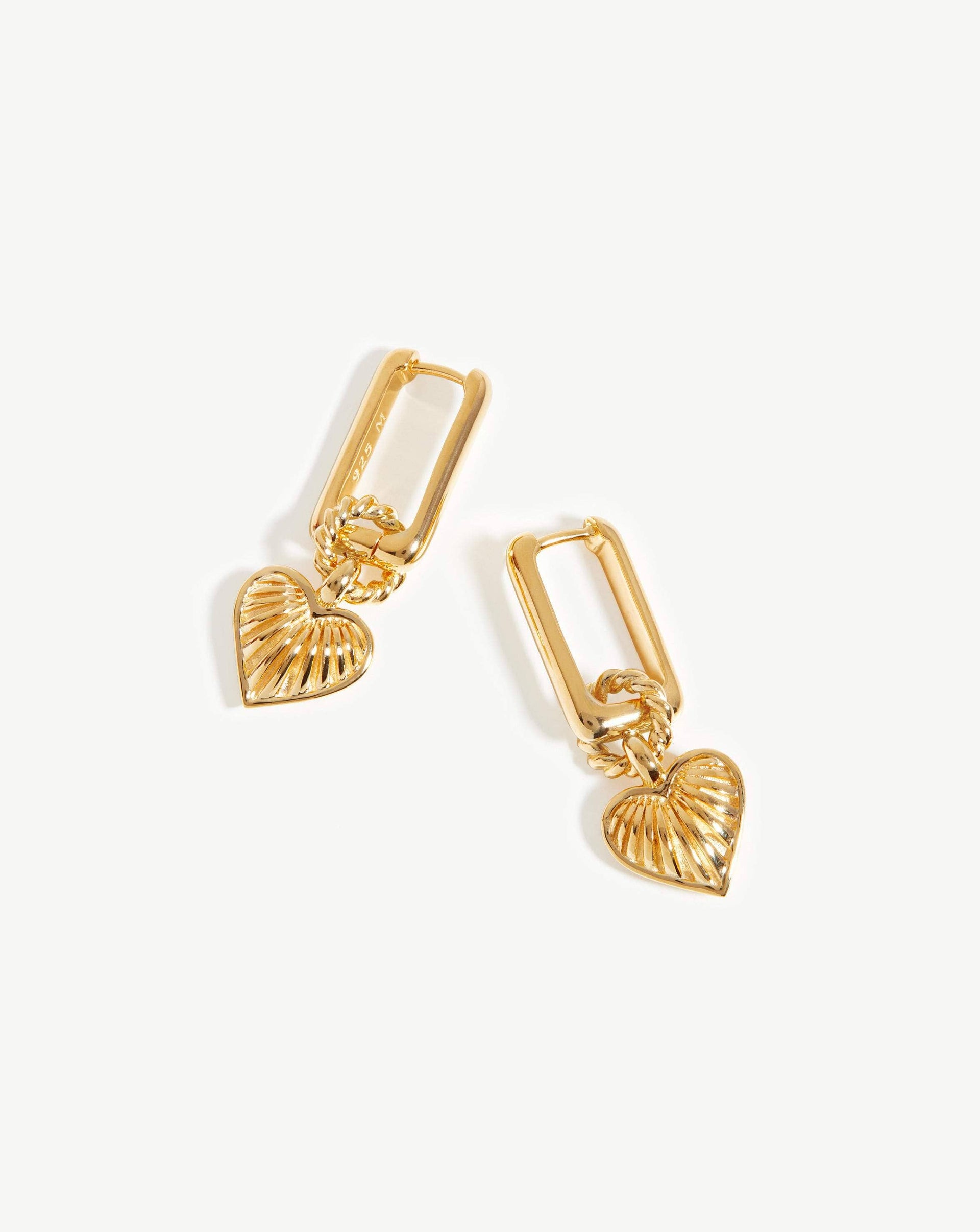 Brincos com pingente de coração Ridge | Ouro Vermeil 18k - Ouro Vermeil 18k