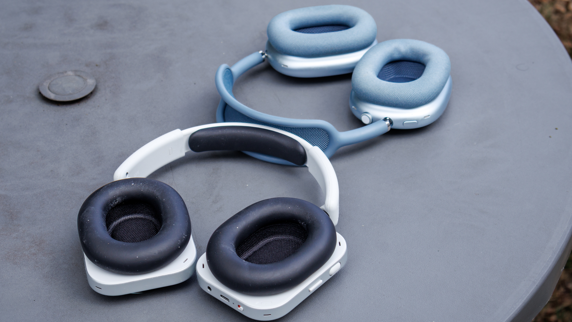 AirPods Max vs Nothing Headphone (1)