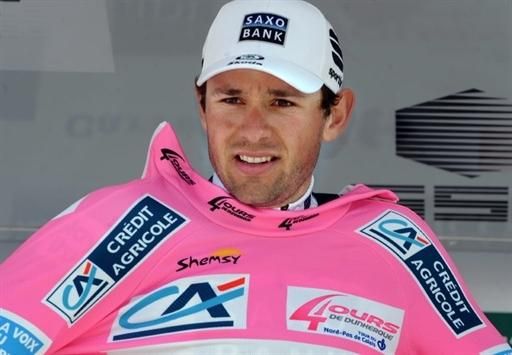 Alex Rasmussen (Saxo Bank) dons the 4 Days of Dunkirk leader's jersey.