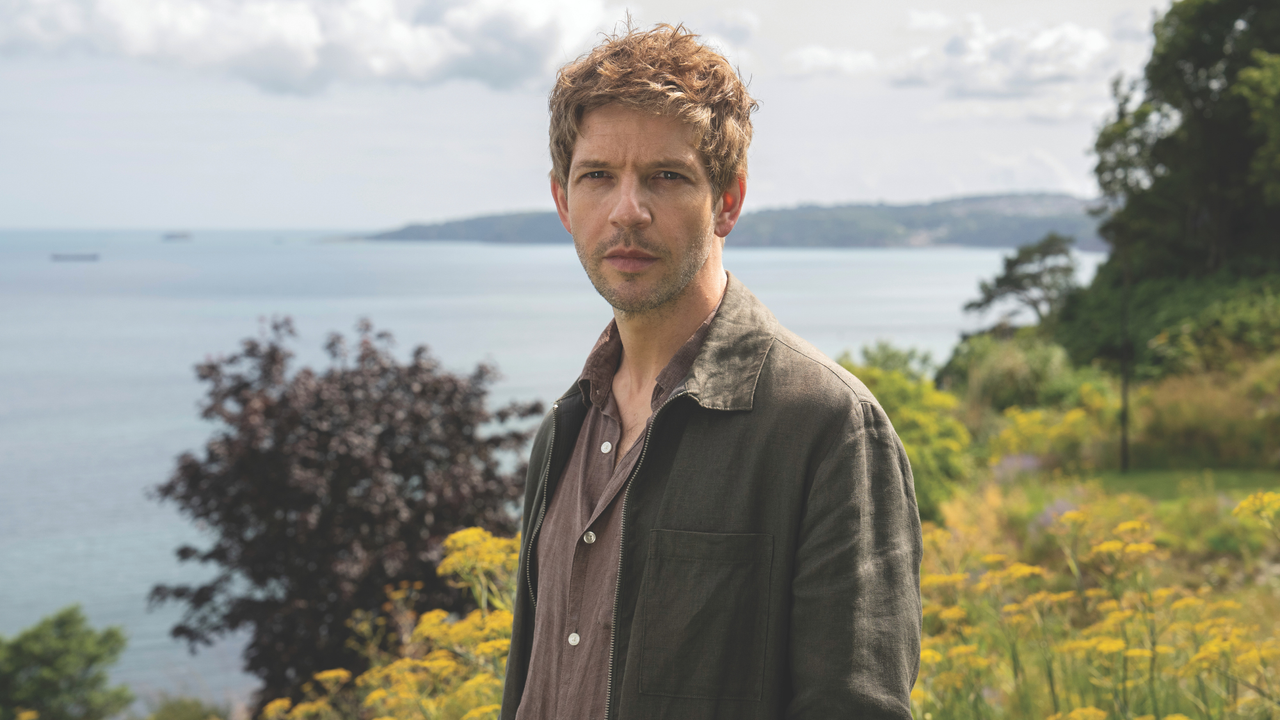 Damien Molony, Bergerac.