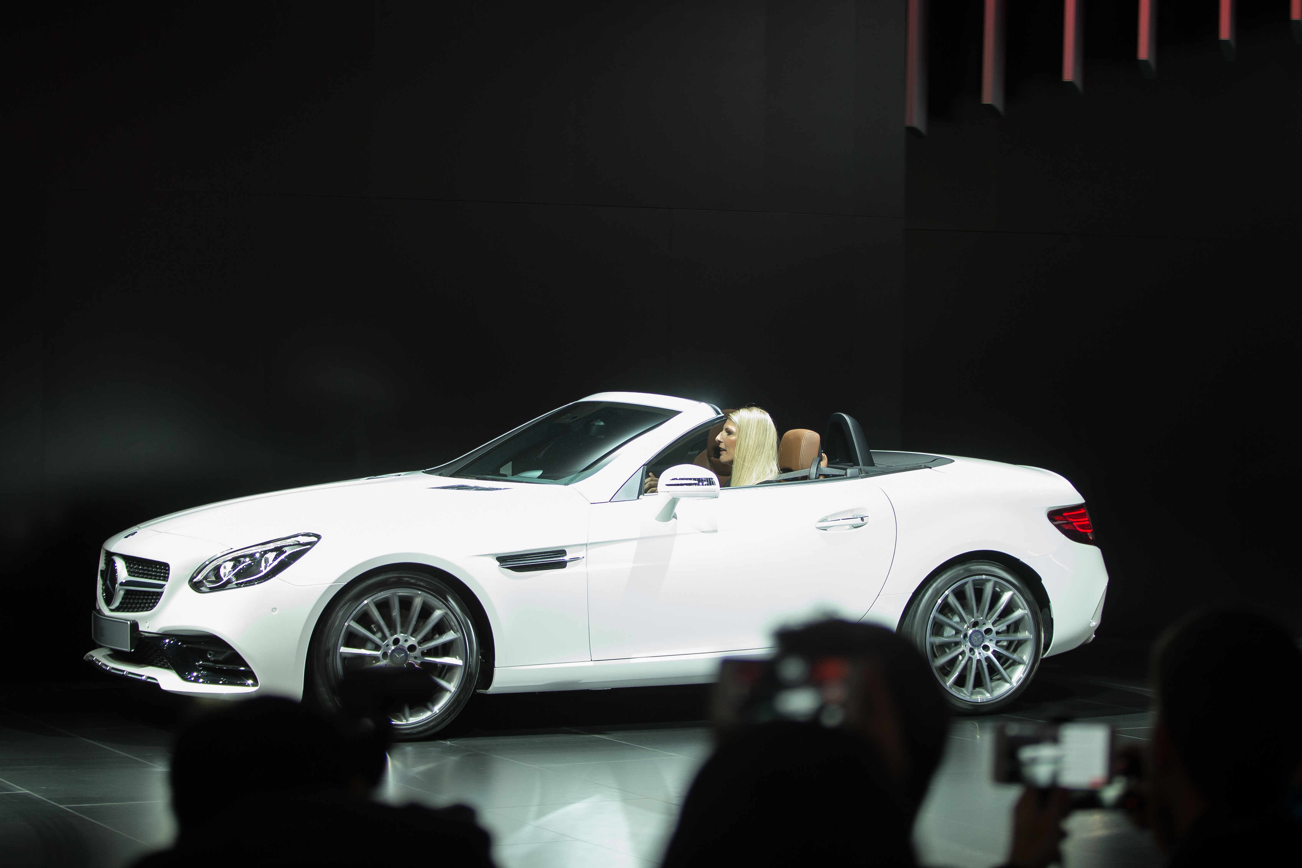 The 2016 Mercedes-Benz SLC is unveiled at the company's press conference at the 2016 North American International Auto Show in Detroit, Michigan, January11, 2016.AFP PHOTO / GEOFF ROBINS / AF