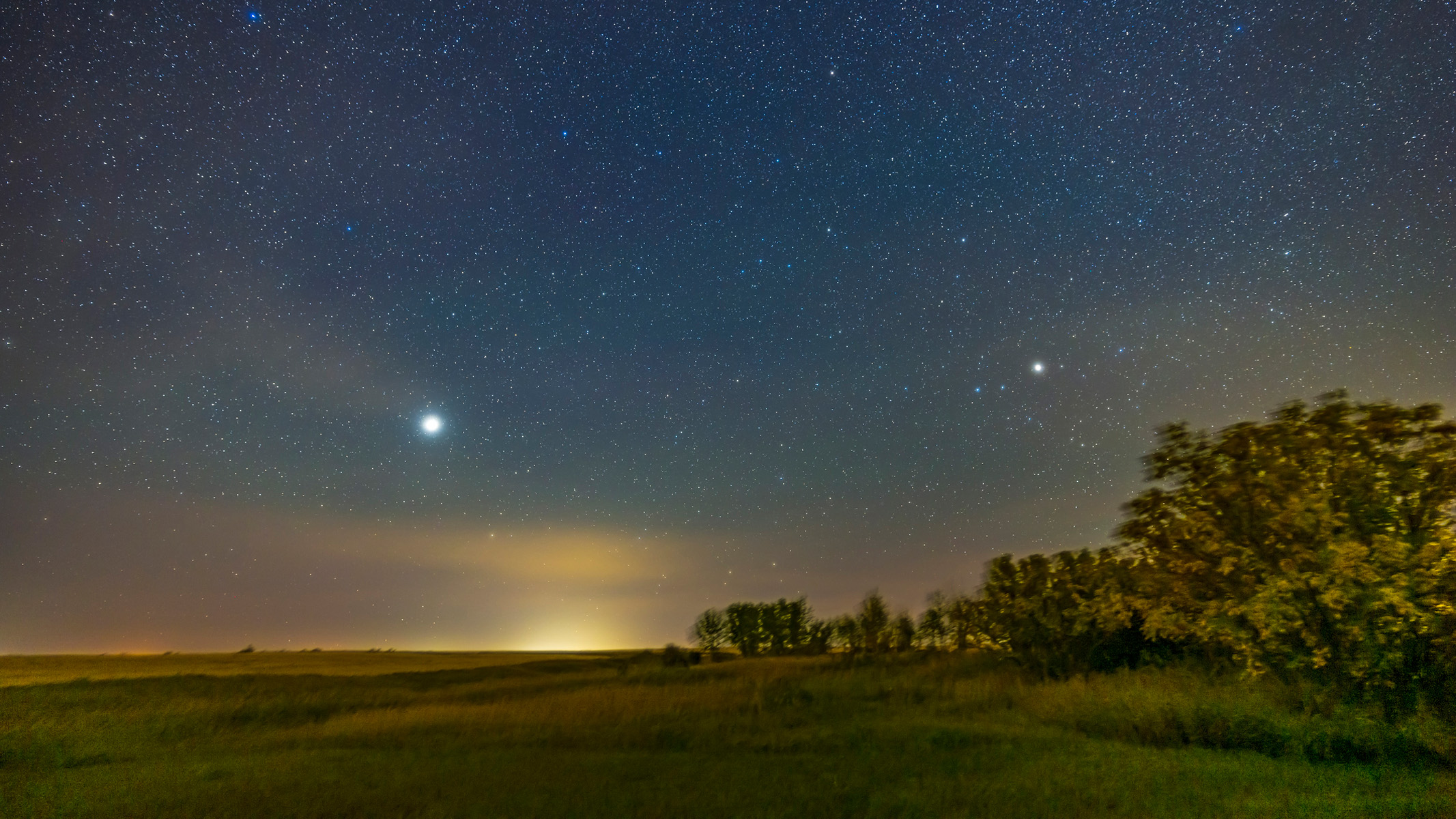 Jupiter above a field