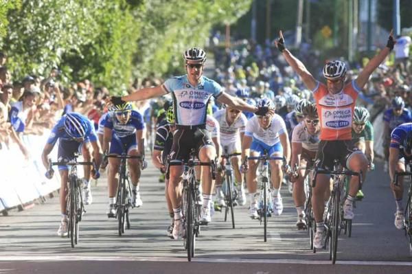 Francesco Chicchi (Omega Pharma - Quick Step) wins his second stage in a row