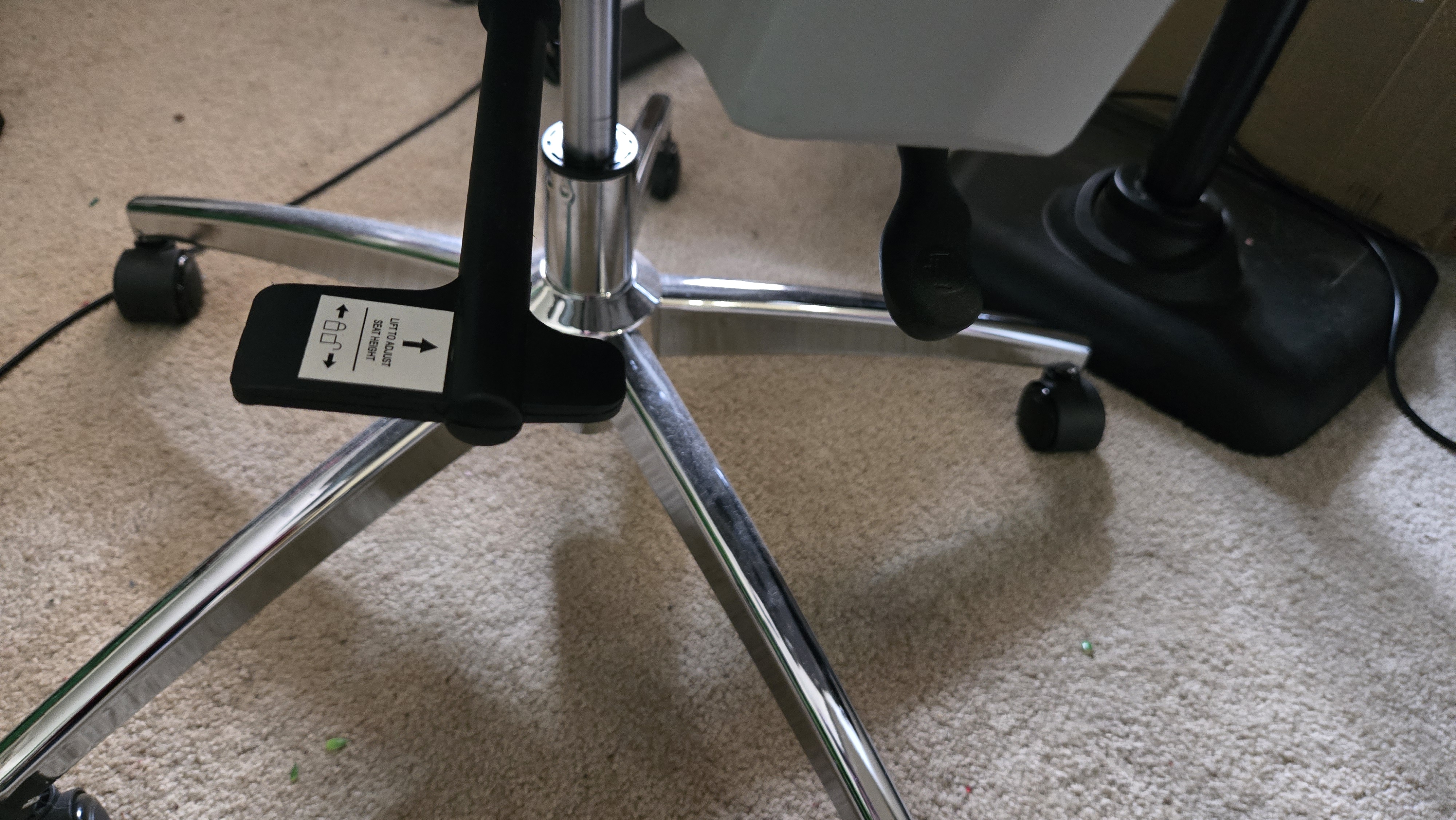 A Boulies EP200 gaming chair in a desk.