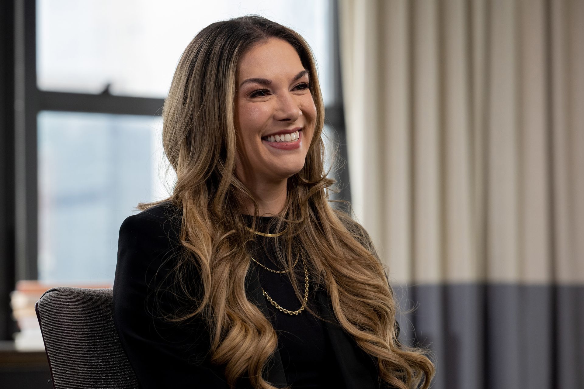 allison holker net worth 2024 - Ilustrasi 3