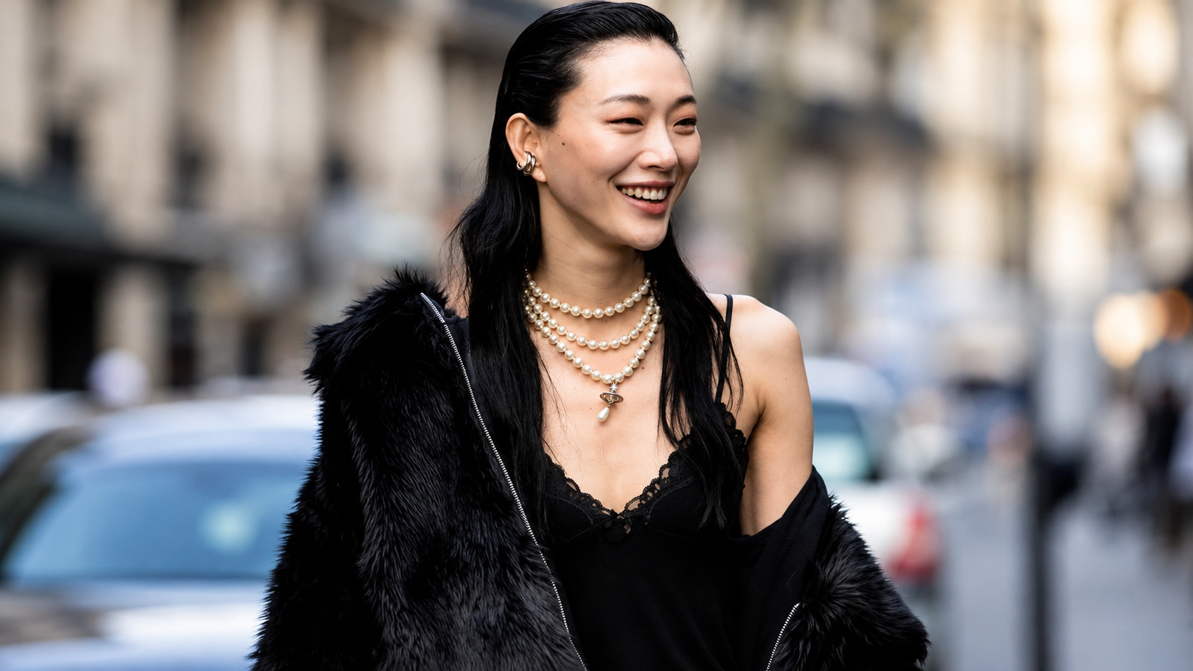 street style featuring pearl jewelry