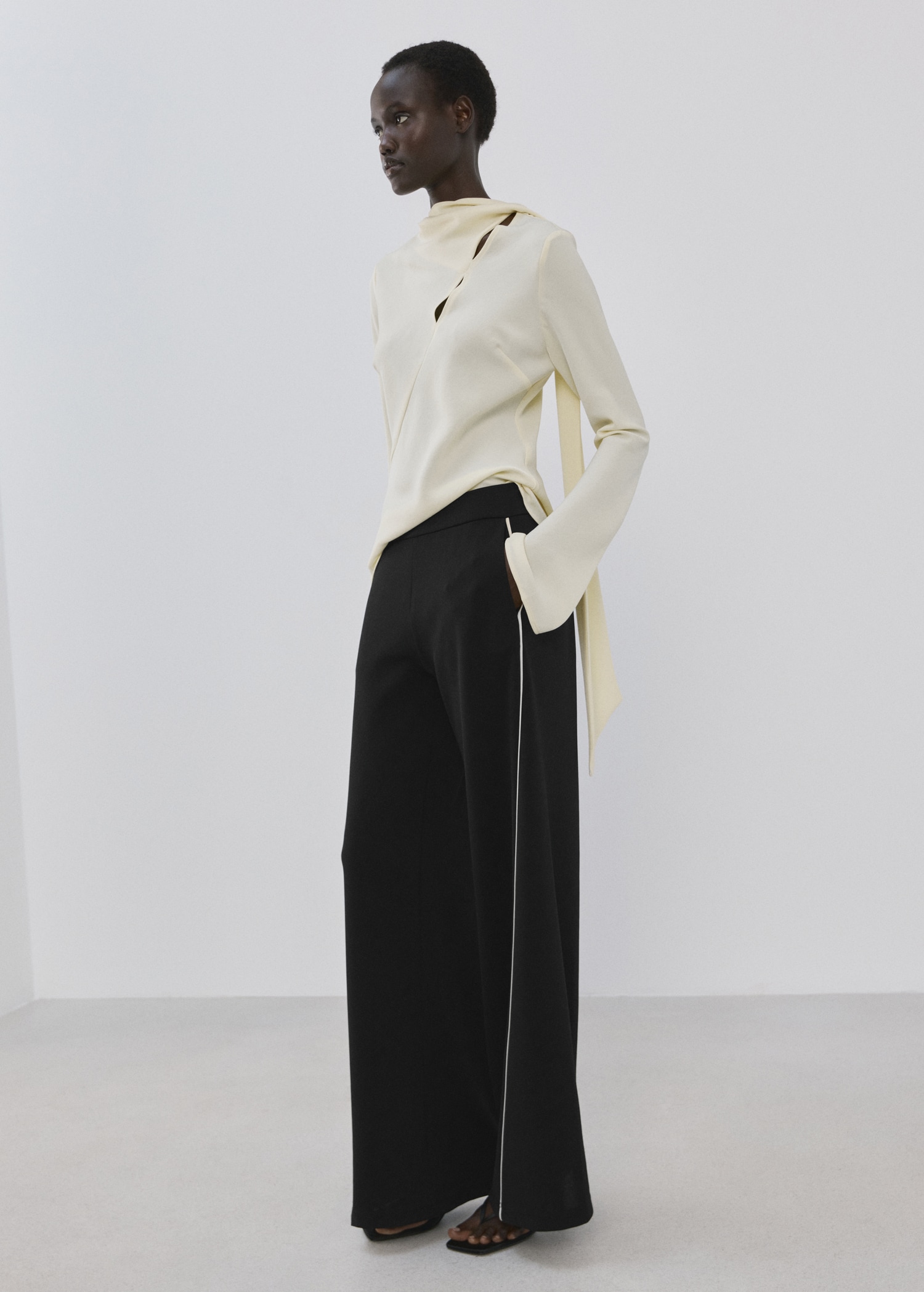 Straight-Leg Pants With Side Stripe - Women | Mango Usa