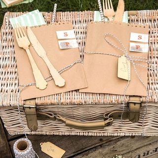 picnic pouch from ideal home