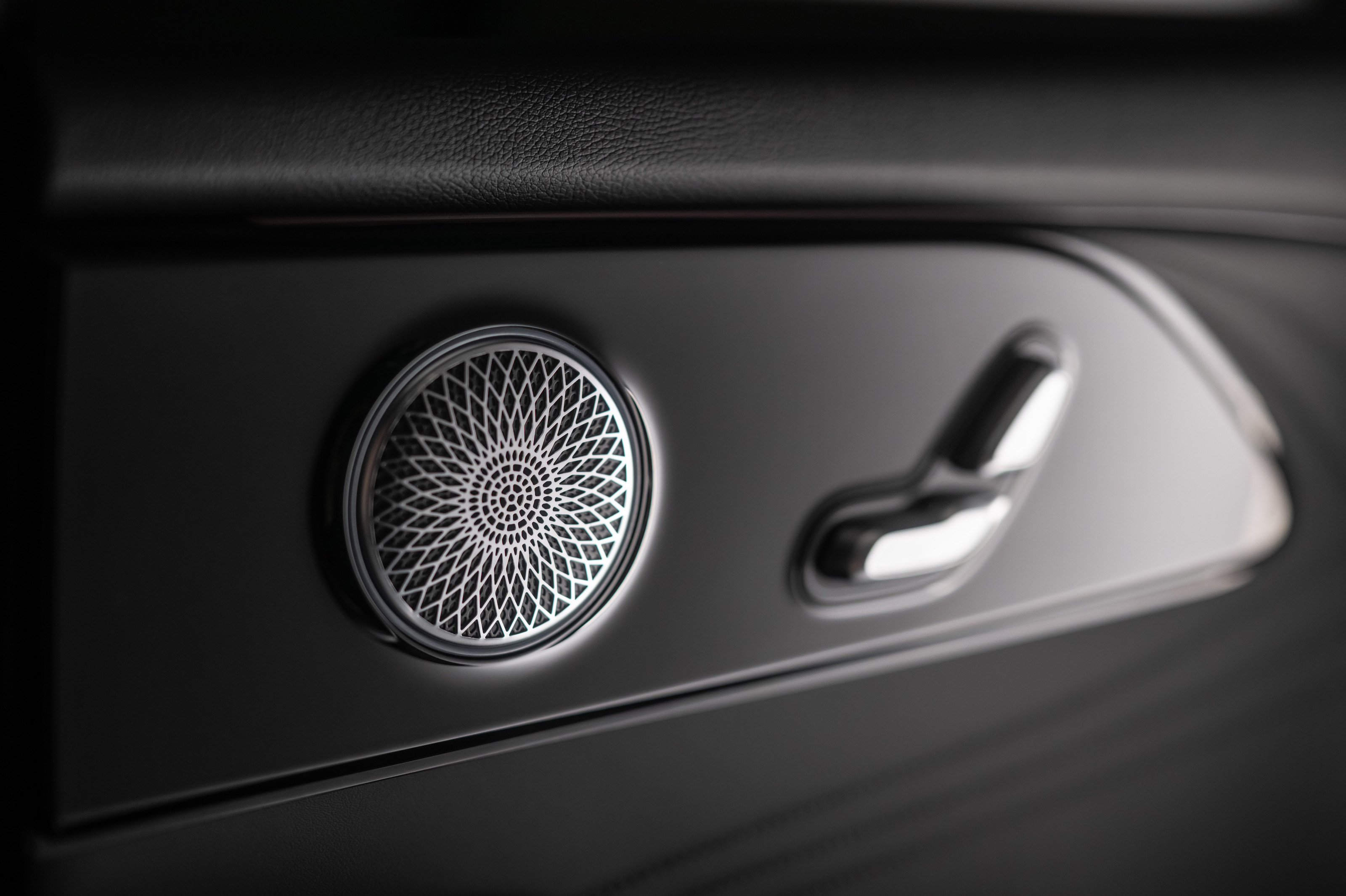 Detail design is clearly inspired by the luxury end of the market