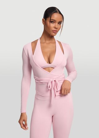 sXzRvaMXguXZLJNiiBxKAT-320-80 كل شخص في تريسي أندرسون يرتدي هذا الاتجاه النشط