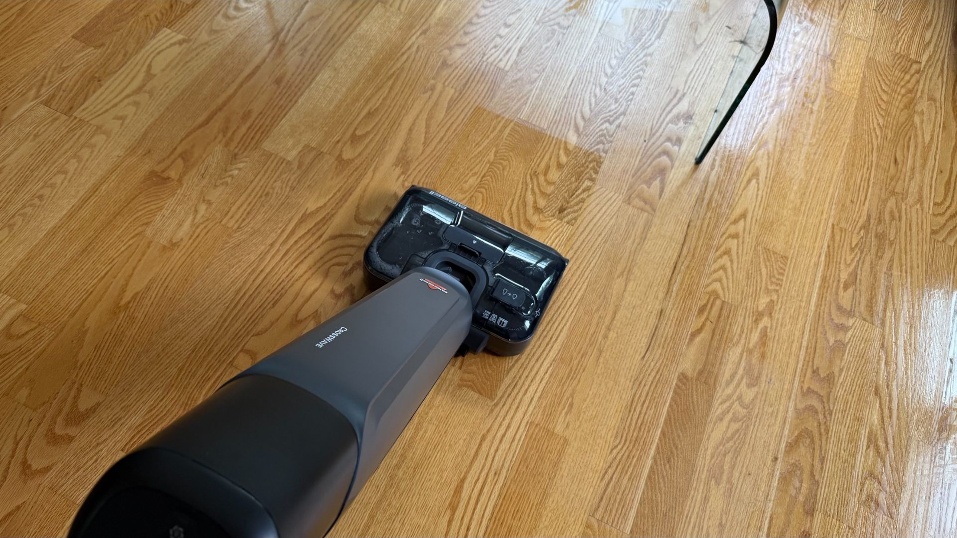 The Bissell CrossWave Reach Plus mops evenly and dries quickly.