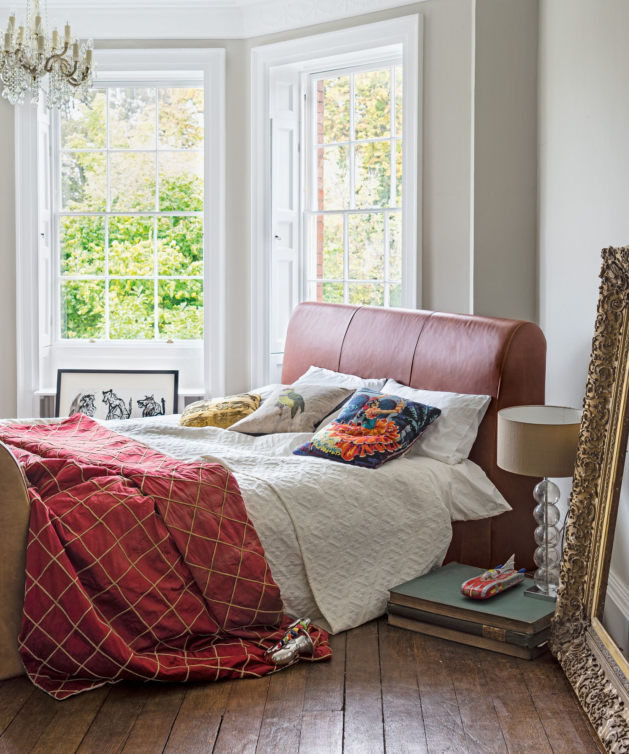 Bedroom with wooden floor