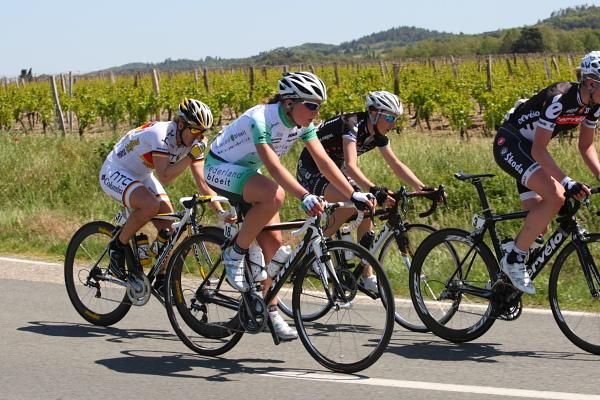 Less than 25km to go and over two minutes' advantage for the break.