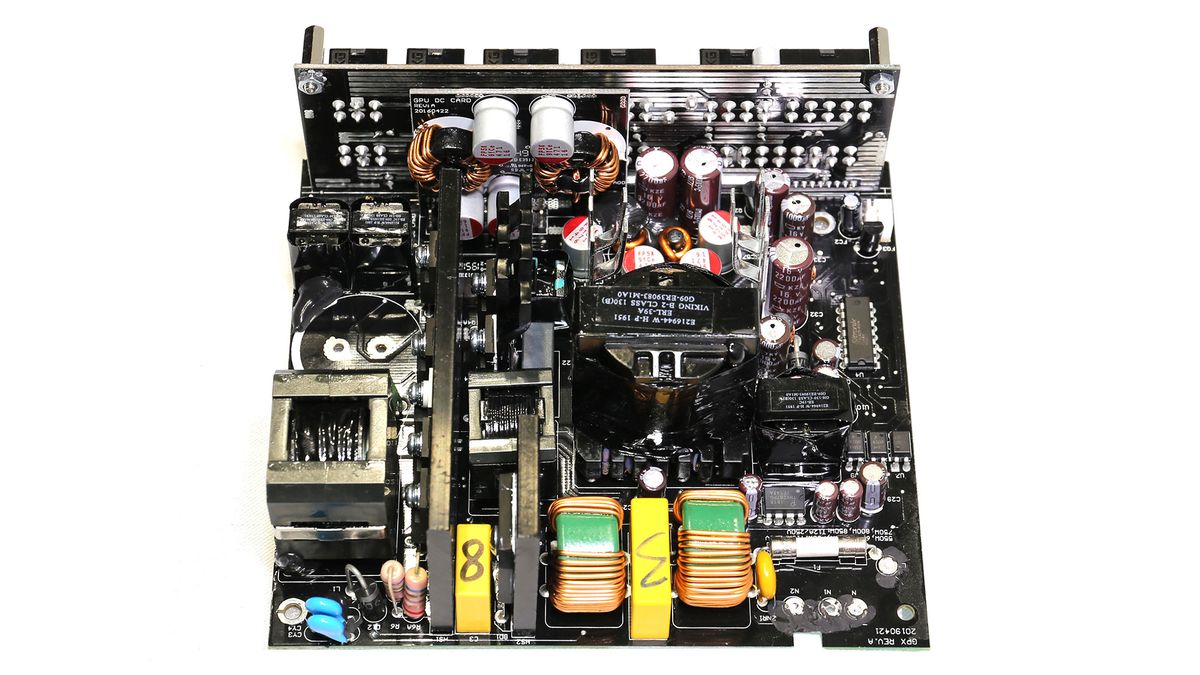 DeepCool GamerStorm DQ-M V2L 850W Power Supply Review | Tom's Hardware