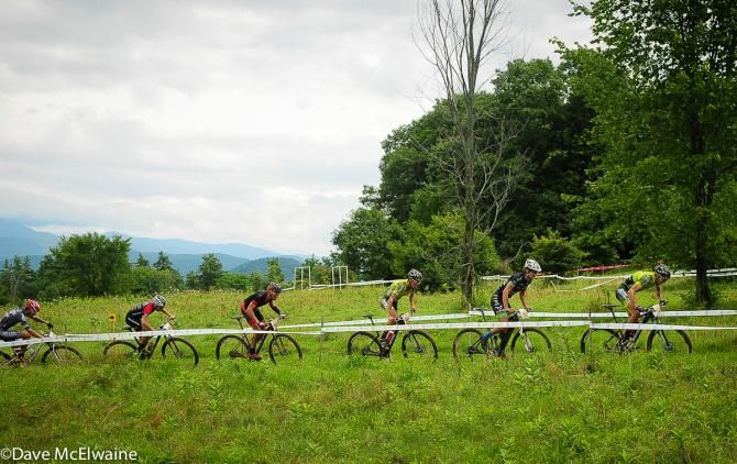 Kerry Werner (BMC) pulling a large group behind him