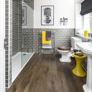 bathroom with white wall and basin