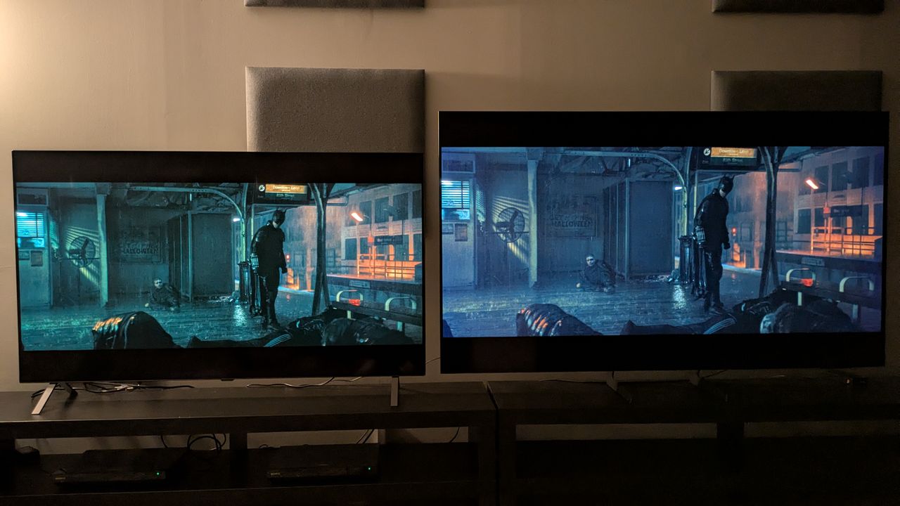 LG B5 in Dolby Vision picture mode and Samsung S85F in HDR10 picture mode (both Filmmaker) showing The Batman on screen